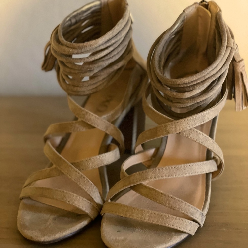 Xoxo Wedge